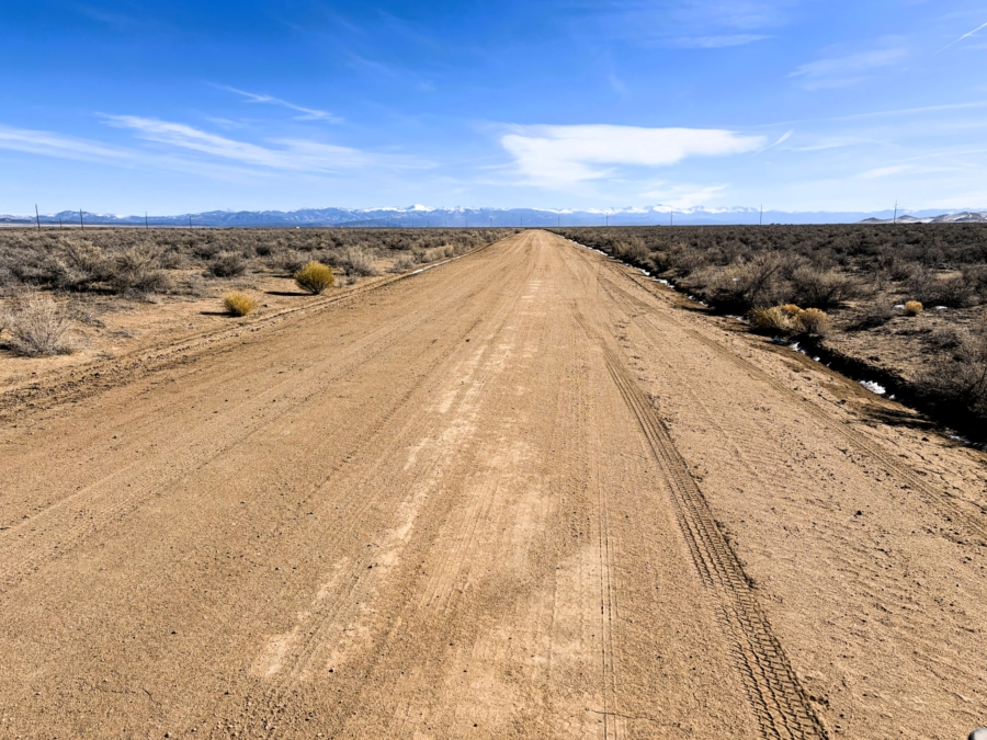 Live Your Colorado Dream on 4 Acres at the Alamosa City Limits!