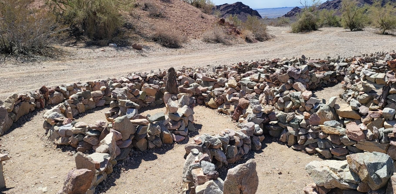 10 Acres Overlooking Havasu-Where Only the Wild Ones Go!