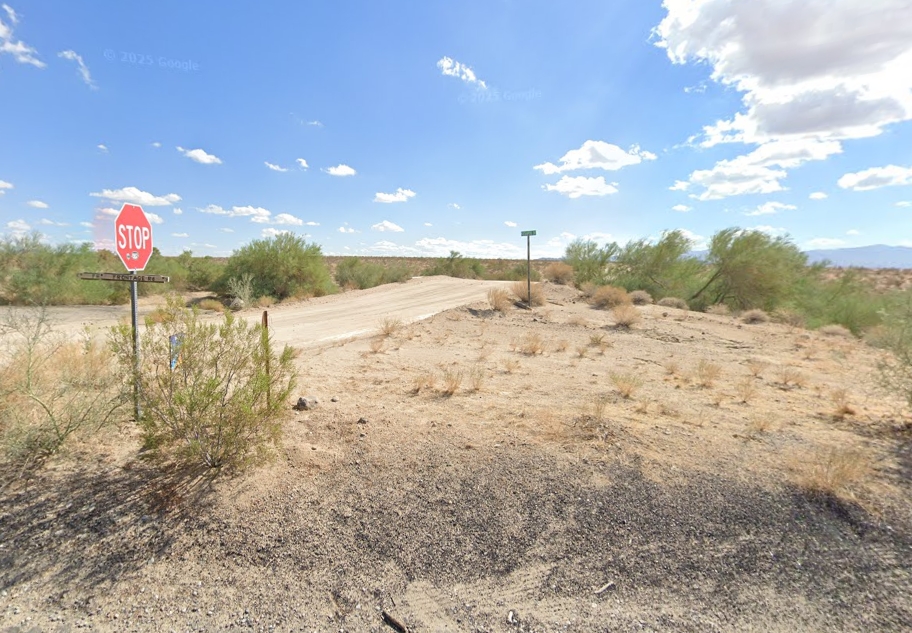 Convenient Tri-State Location! 1 Acre with Electricity Access! Yucca, AZ.