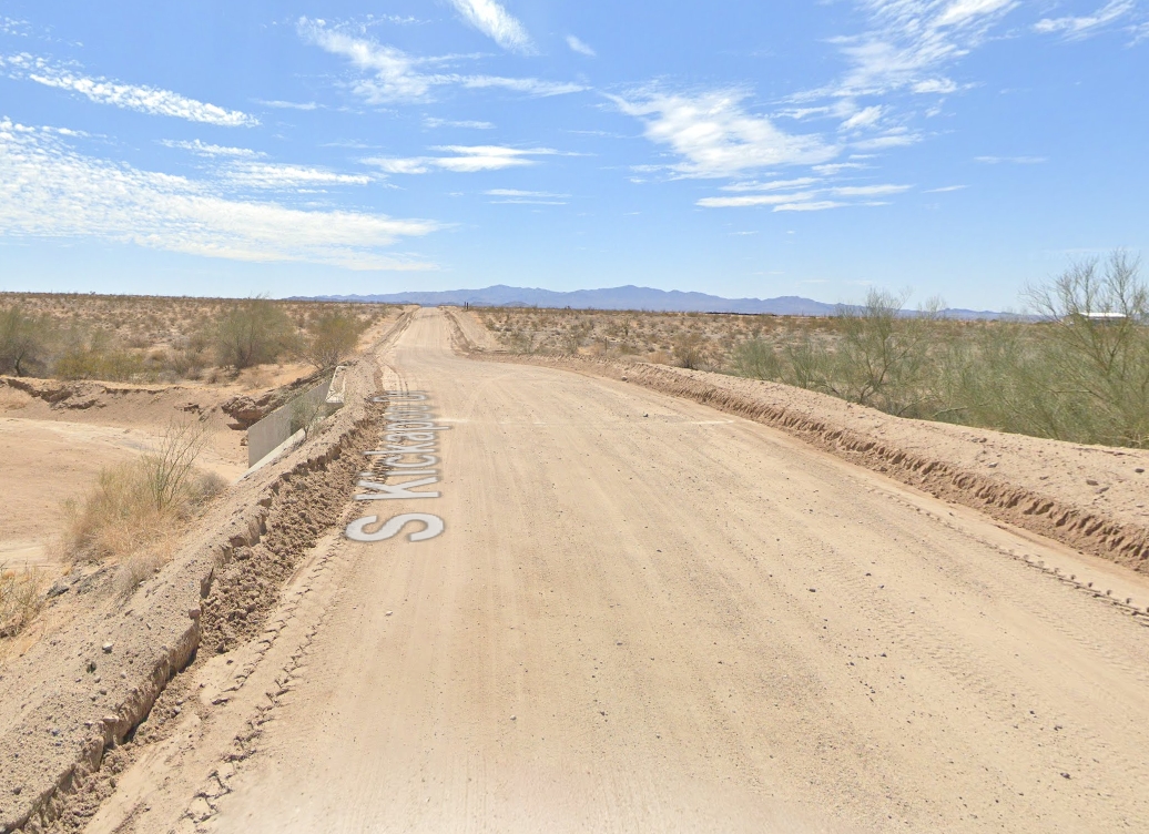 Convenient Tri-State Location! 1 Acre with Electricity Access! Yucca, AZ.